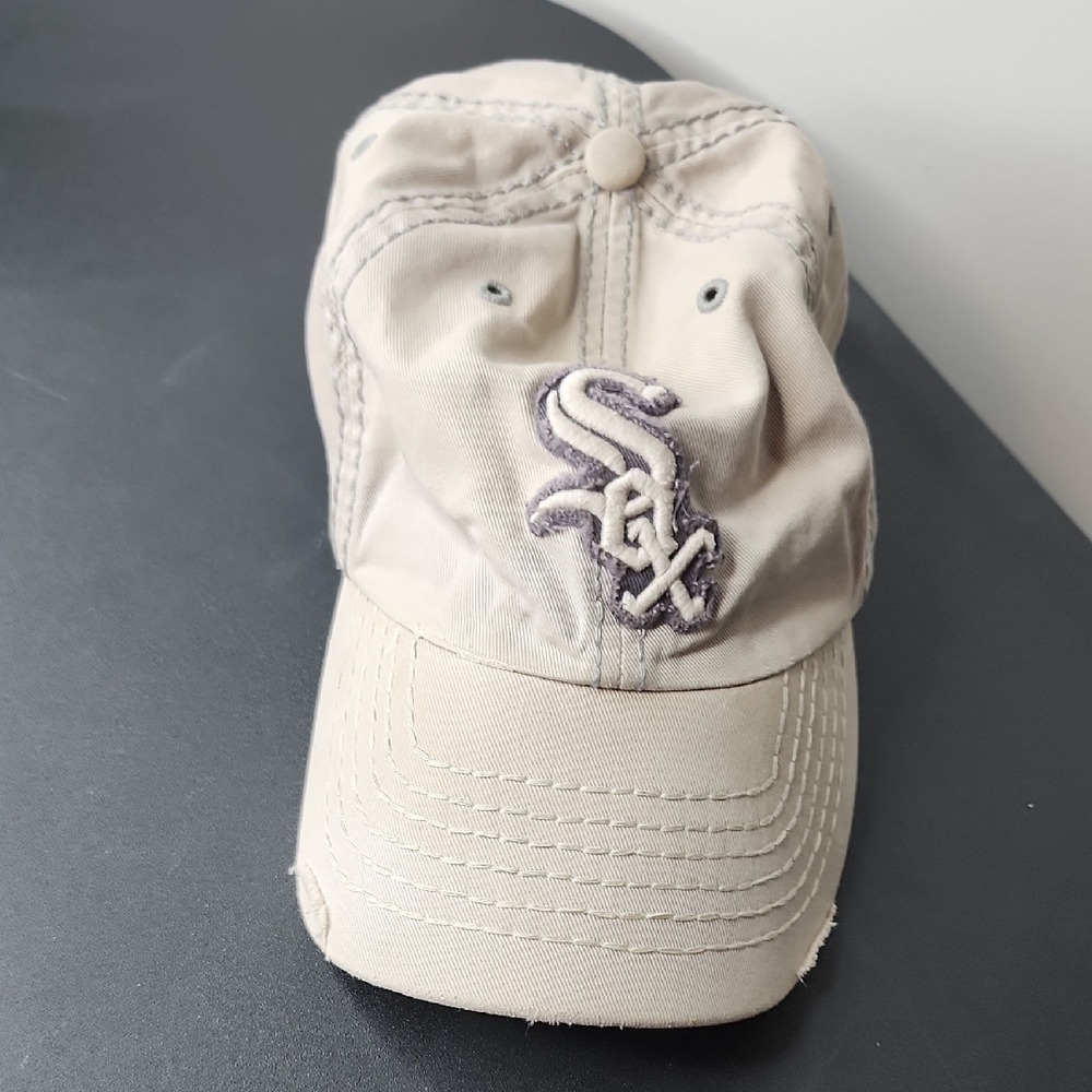Beige Baseball Cap with Embroidered Logo